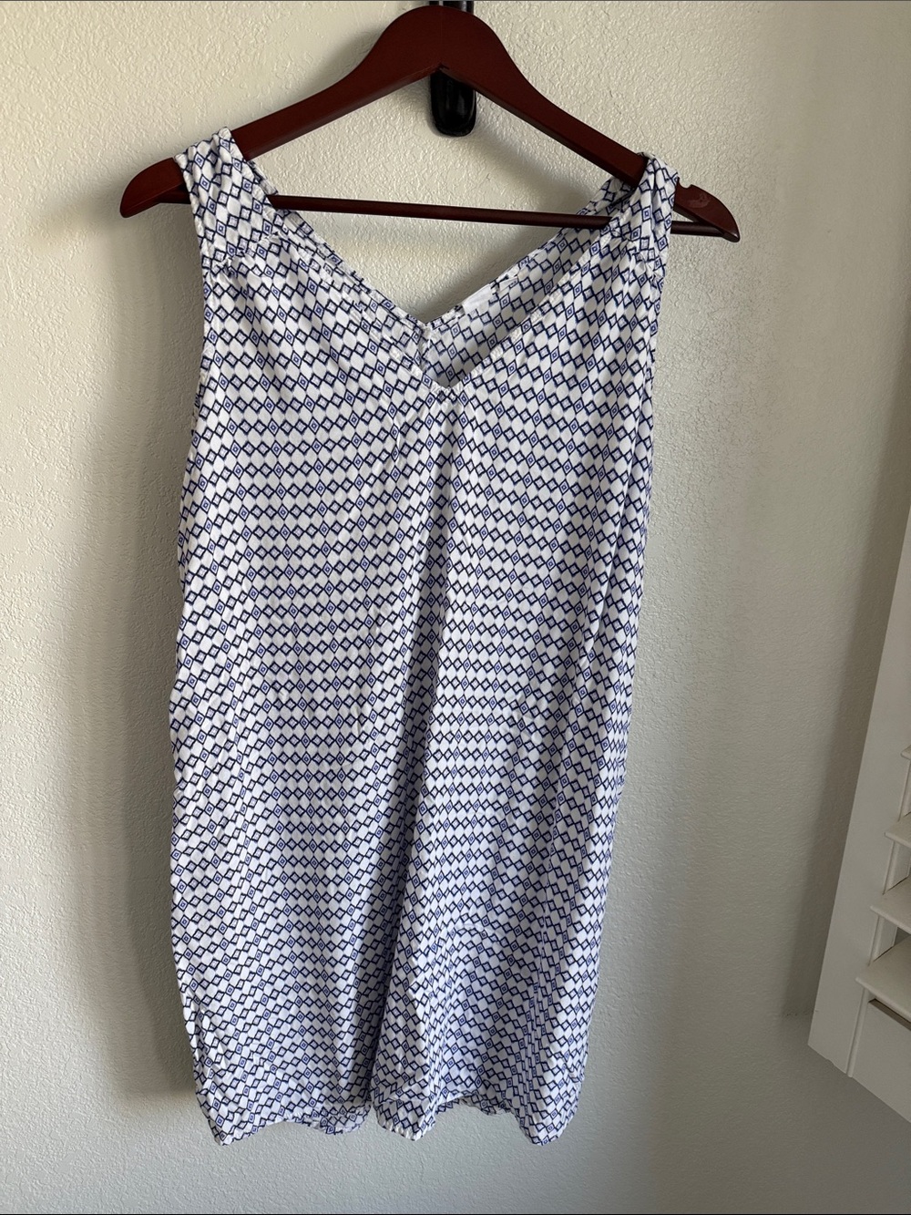 GAP White Dress with Navy Geometric Diamond Print
